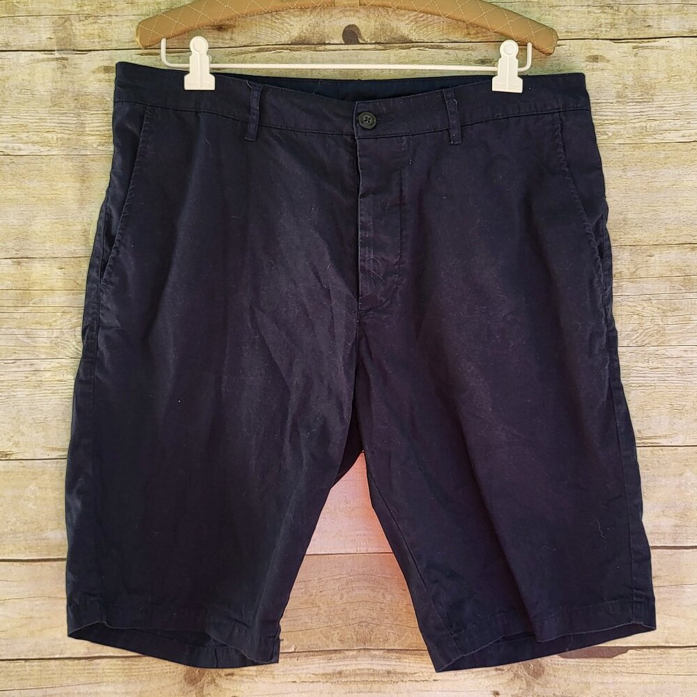 H&M Divided Blue Shorts (34W), Large Black V-Neck T-Shirt